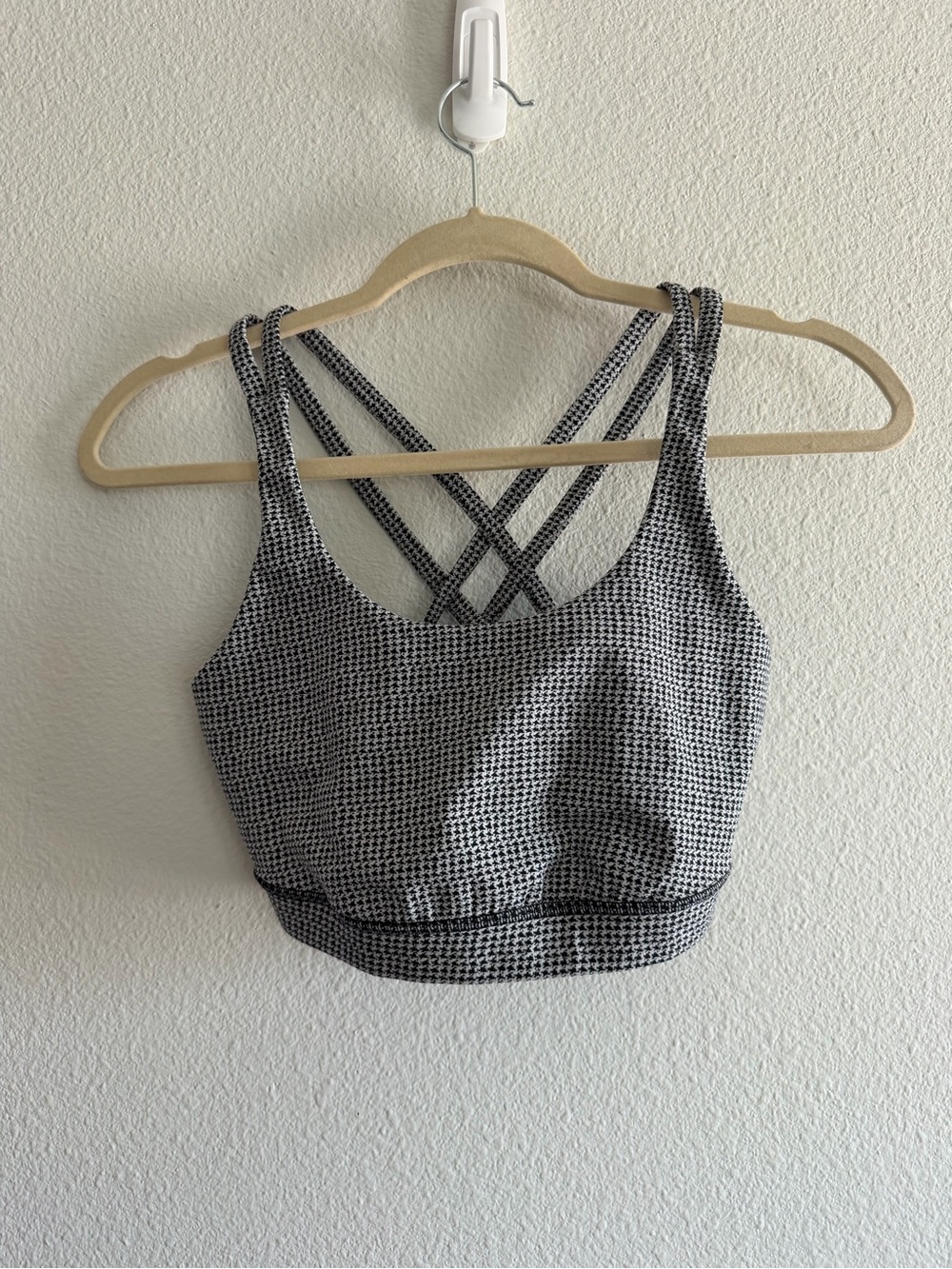 Lululemon Energy Bra in Tiny Tooth Houndstooth size 10